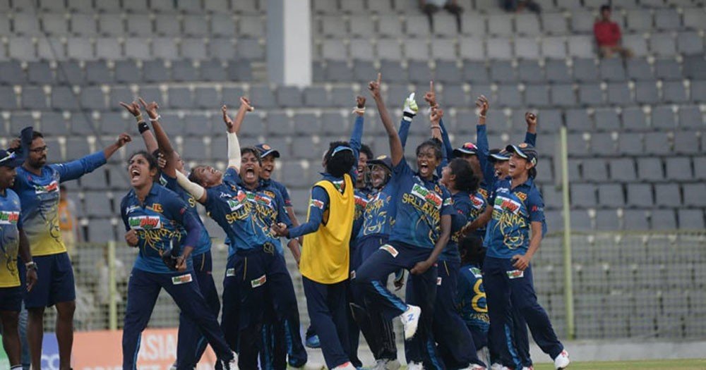 শ্বাসরুদ্ধকর ম্যাচে পাকিস্তানকে হারিয়ে ফাইনালে শ্রীলঙ্কা 3 শ্বাসরুদ্ধকর ম্যাচে পাকিস্তানকে হারিয়ে ফাইনালে শ্রীলঙ্কা