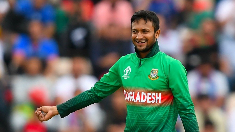 বল হাতে সাকিবের সাফল্যে দল পেলো জয় 3 বল হাতে সাকিবের সাফল্যে দল পেলো জয়