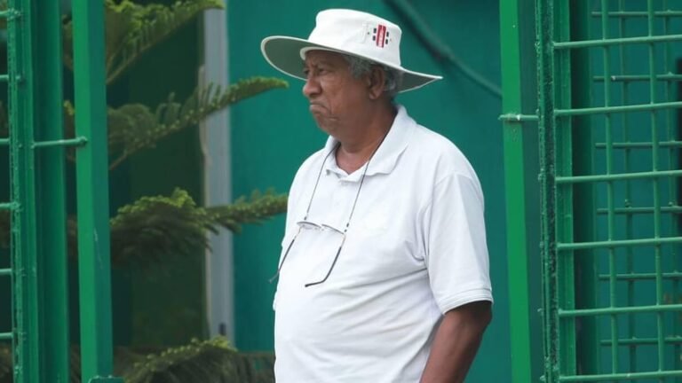 বিসিবি গামিনি ডি সিলভার সঙ্গে চুক্তি বাতিল করল