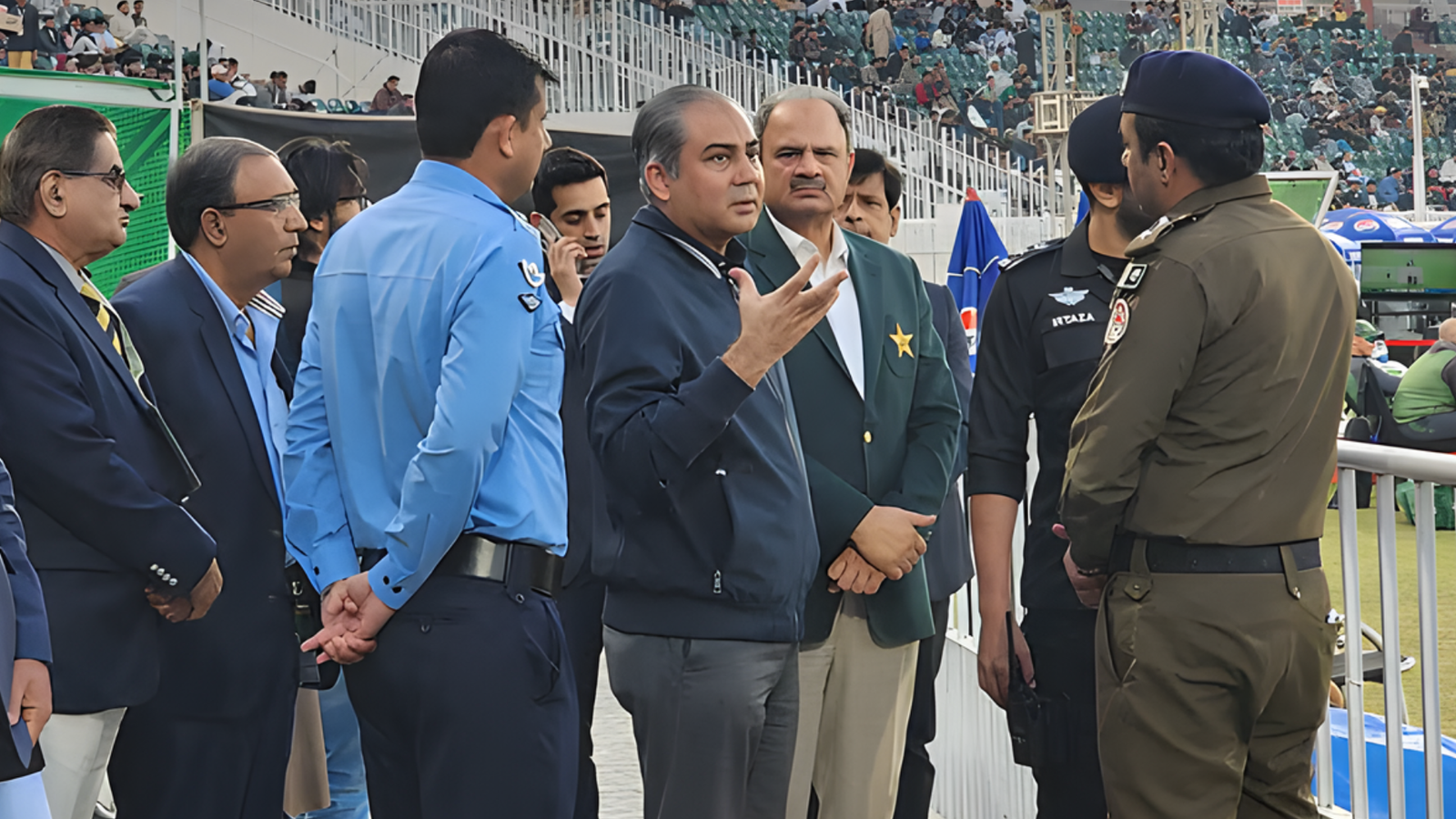 স্টোকস হ্যাজ বিনস এর সমালোচনা থেকে ইংল্যান্ডকে রক্ষা করেছেন 2 Cricket Gurukul [ ক্রিকেট গুরুকুল ] GOLN